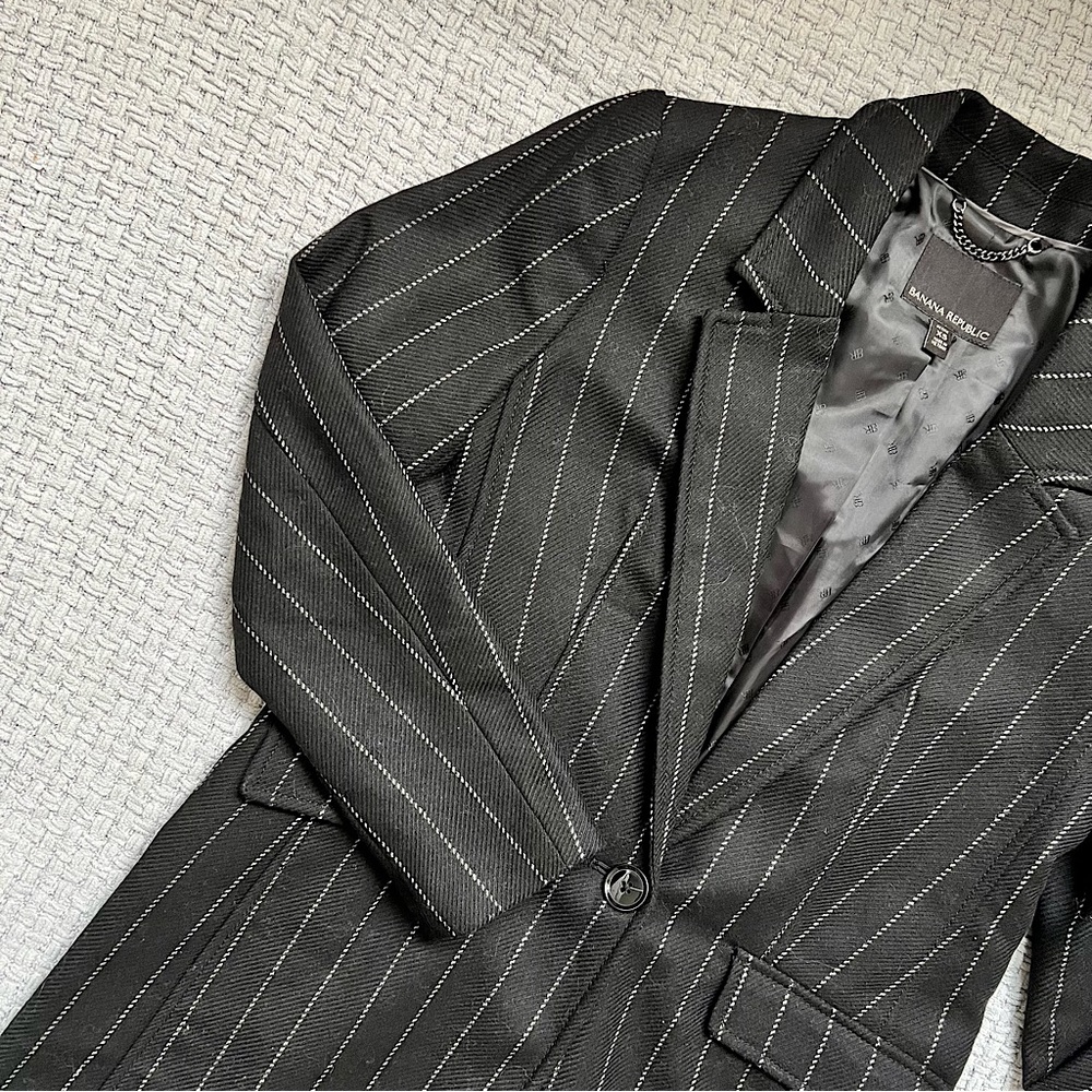 BANANA REPUBLIC COAT